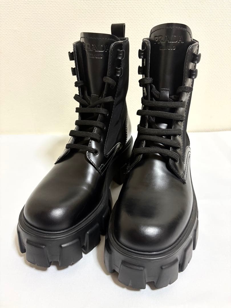 【新品未使用】PRADA Re-Nylon レザー モノリス ブーツ　黒　36
