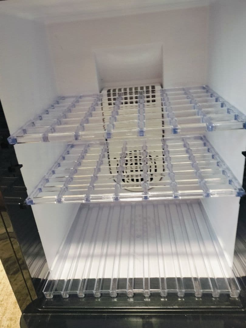 爬虫類インキュベーター AC110V/DC12V 5～60°C調節