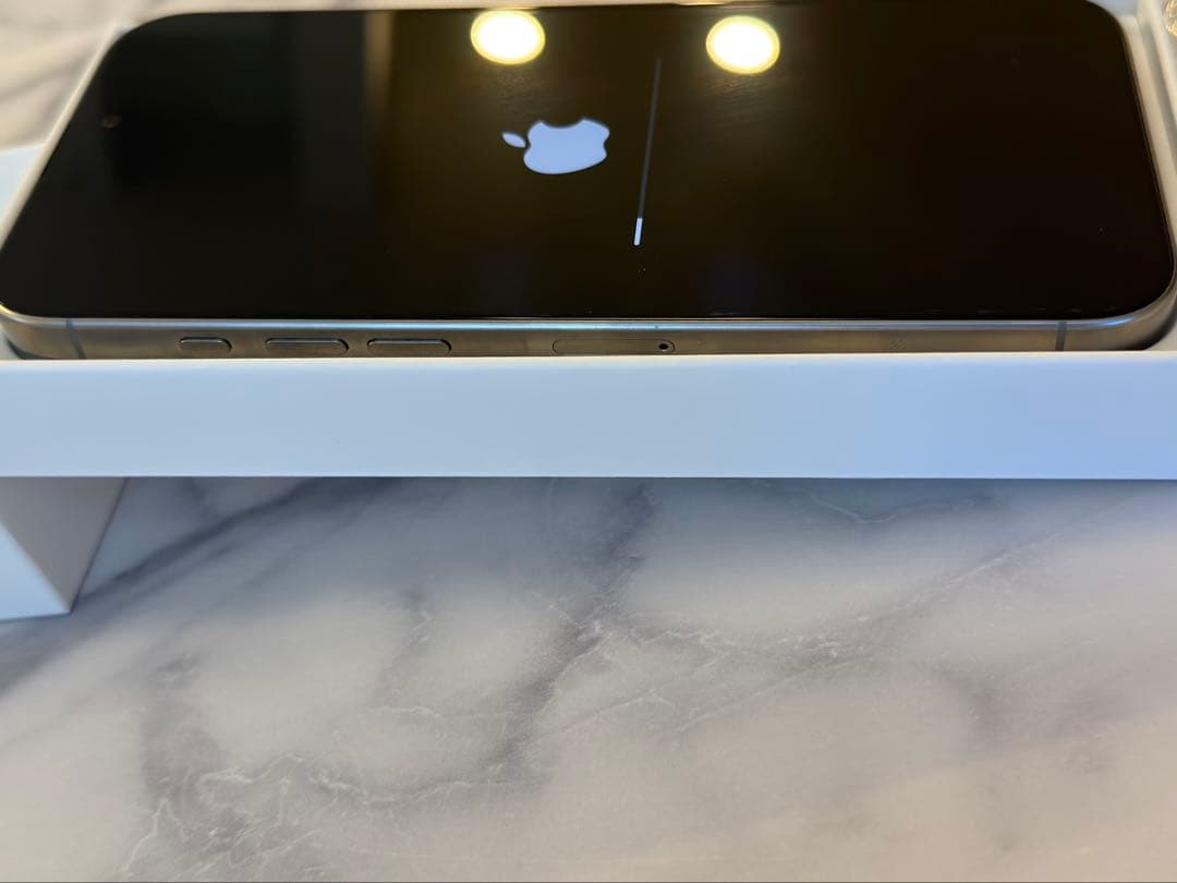 【超美品】iPhone16ProMax 512GB チタニウム➕保証付き