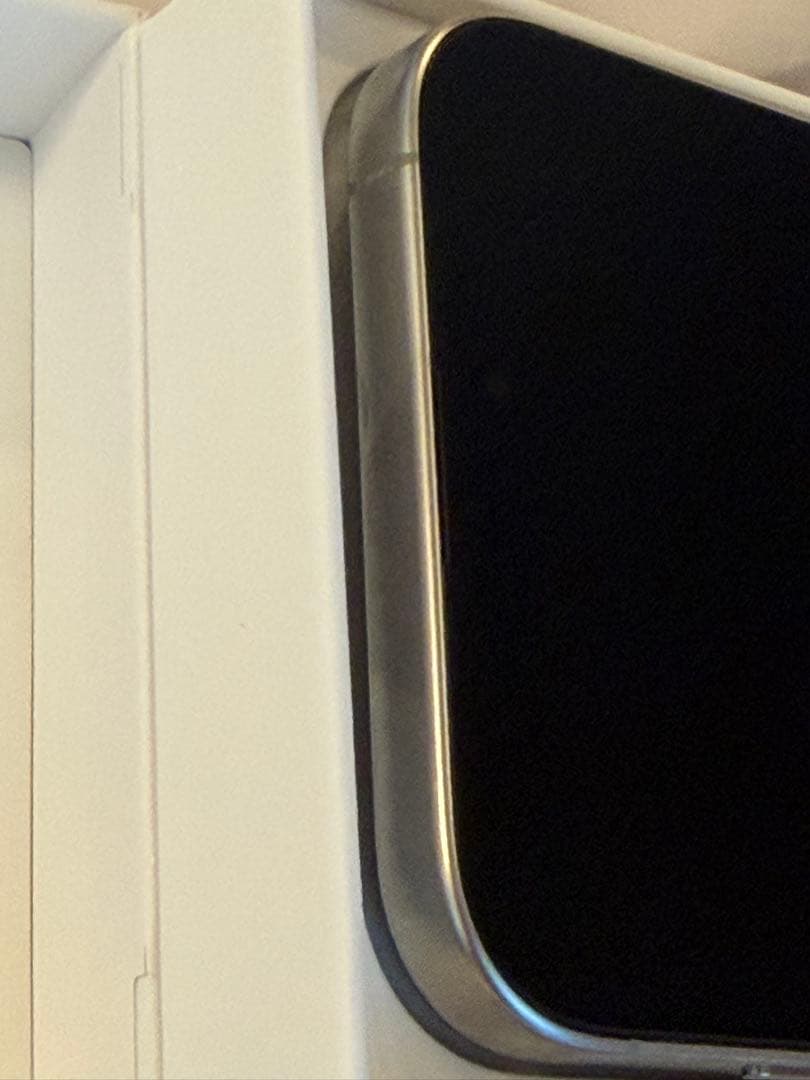 【超美品】iPhone16ProMax 512GB チタニウム➕保証付き