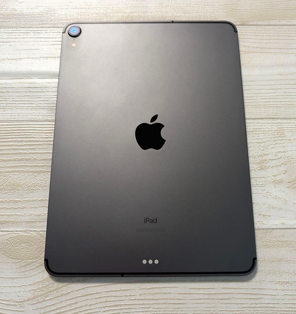 iPad Pro 11インチ（第１世代）　セルラーモデル