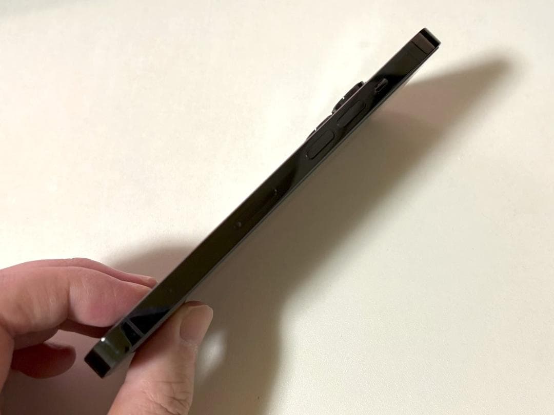 t*a様 iPhone 14 Pro 256GB スペースブラック 本体 ガラス