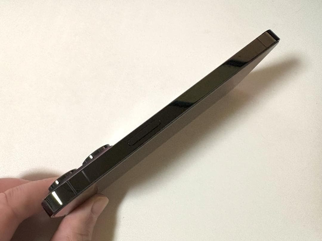 t*a様 iPhone 14 Pro 256GB スペースブラック 本体 ガラス