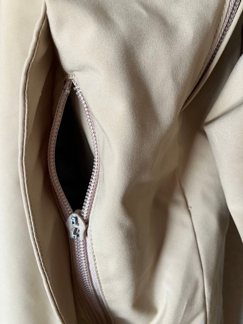 ミズノスキーウエア（上下：Ｍサイズ、ブレスサーモ）