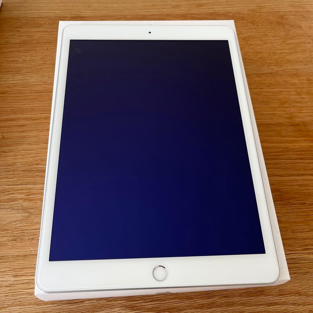 iPad8 第8世代 128GB WIFI ジャンク品