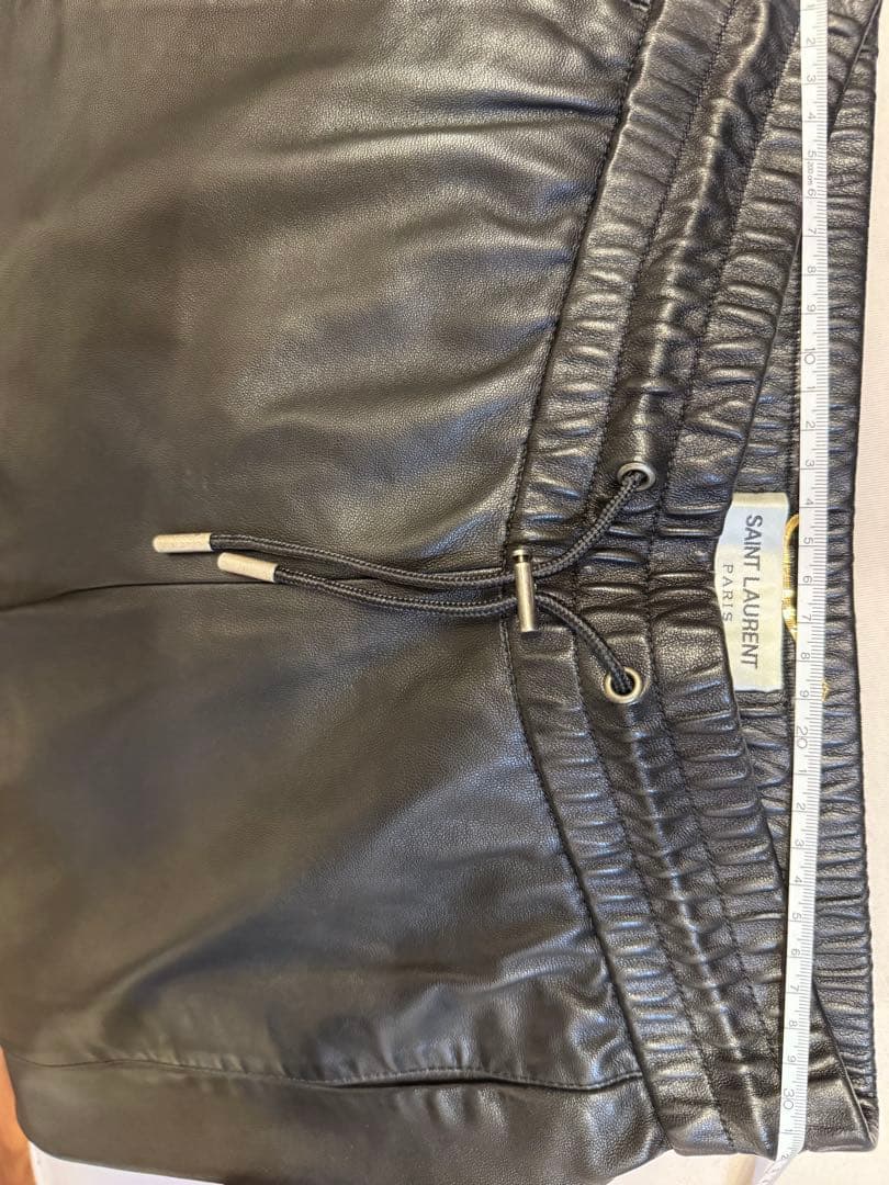 Saint Laurent レザーパンツ