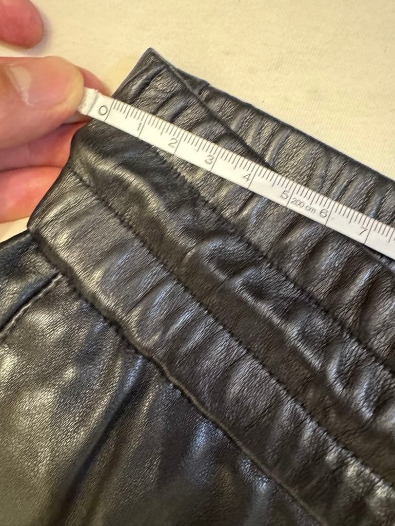 Saint Laurent レザーパンツ