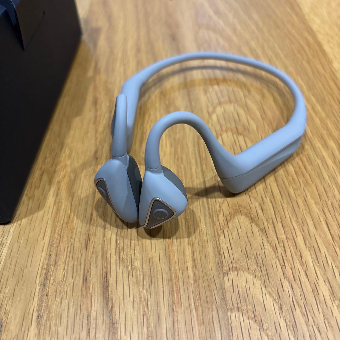 【美品】骨伝導ヘッドホン　audio-technica ATH-CC500BT