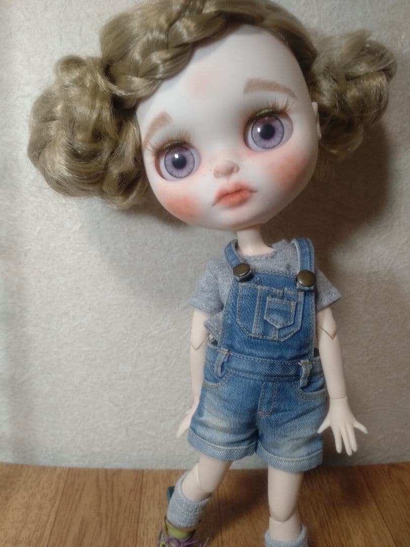 【期間限定SALE価格】カスタムアイシードール　薄いそばかすあり　オープンマウス