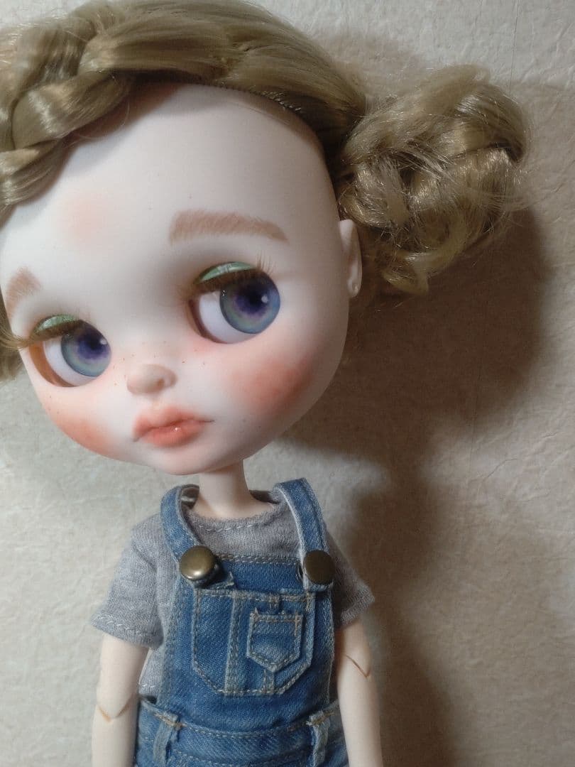 【期間限定SALE価格】カスタムアイシードール　薄いそばかすあり　オープンマウス