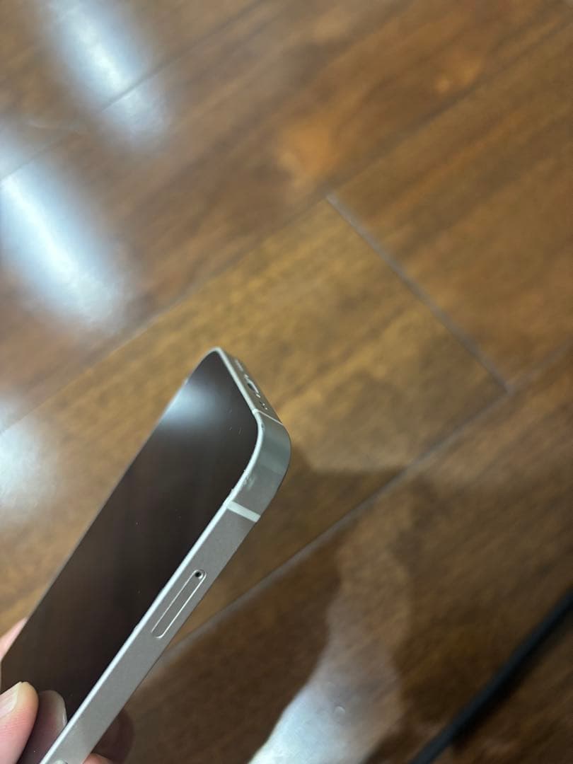 Apple iPhone 12 ホワイト 本体【2万5千円→最終値下げ済】