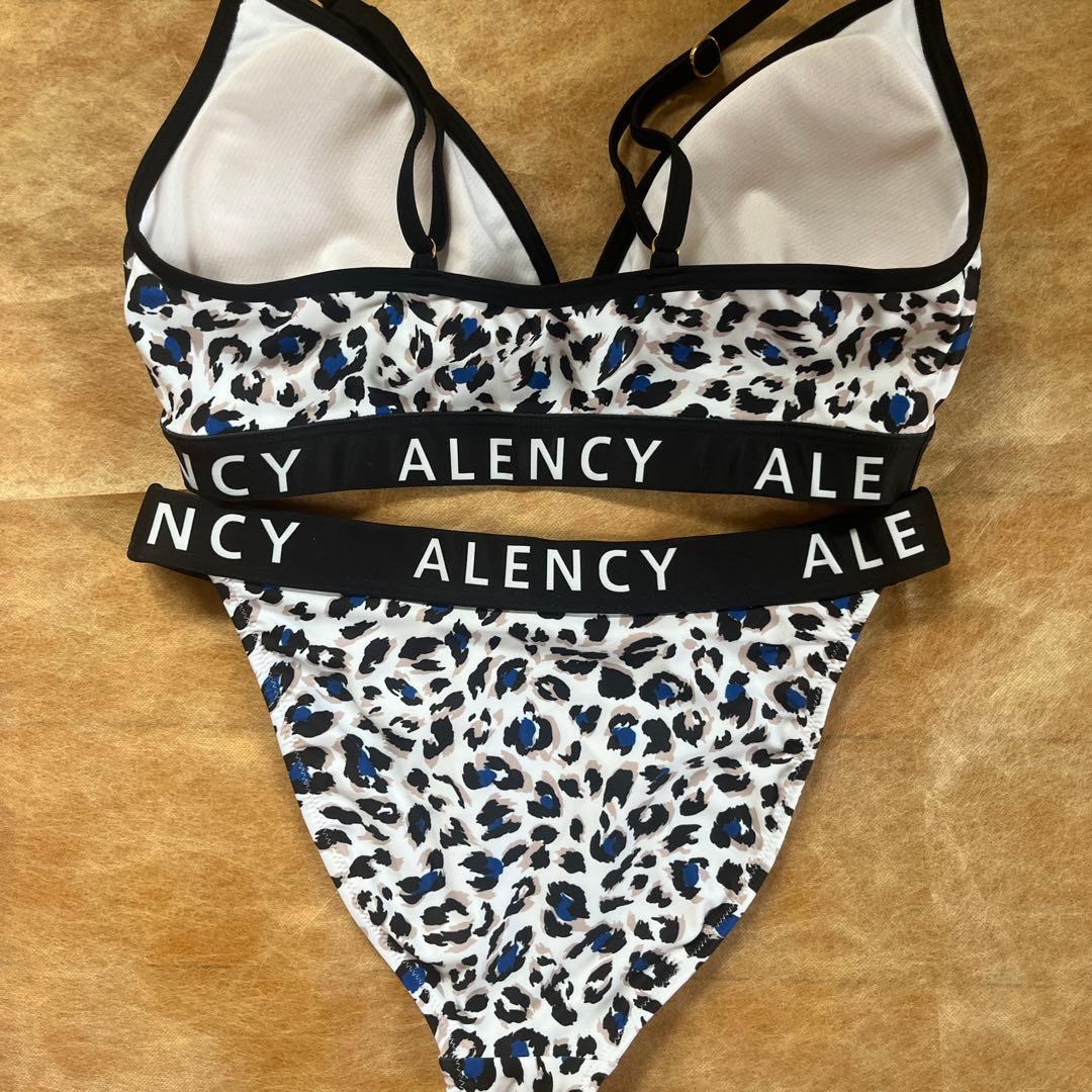 ALENCY アレンシー ロゴ入り トライアングルビキニ WHT 豹柄