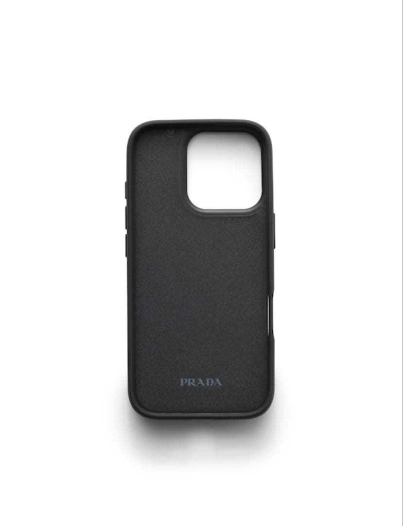 PRADA サフィアーノ レザー iPhone16 pro用ケース【正規品】