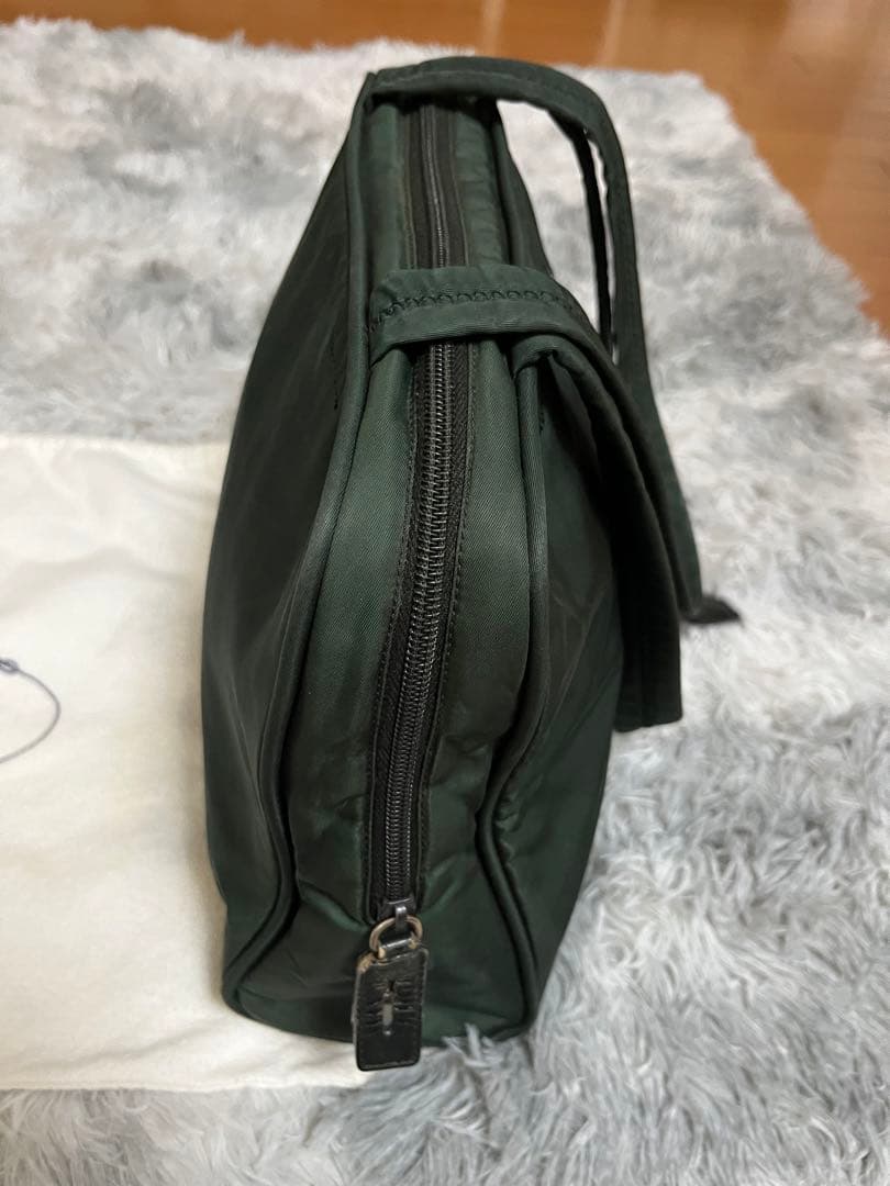 PRADA プラダ　ナイロン　バック　グリーン