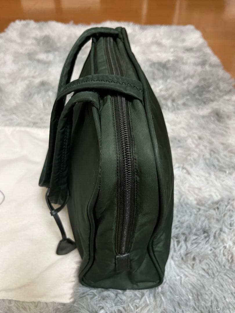 PRADA プラダ　ナイロン　バック　グリーン