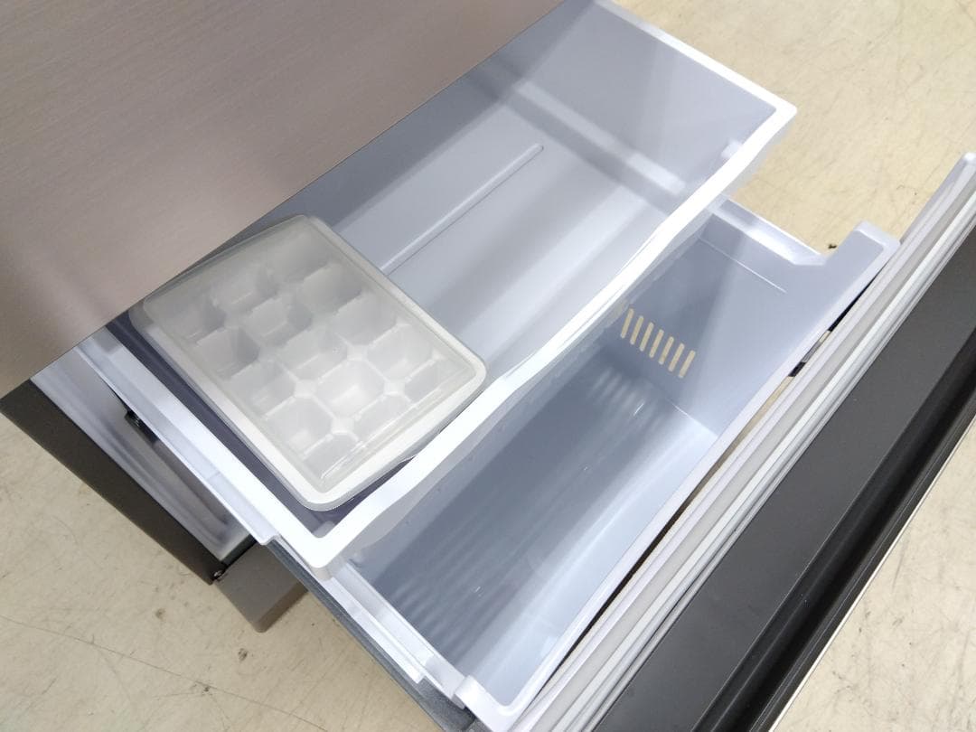 福井県近県送料無料 3ドア冷蔵庫 265L 2022年製 日立 R-27RV