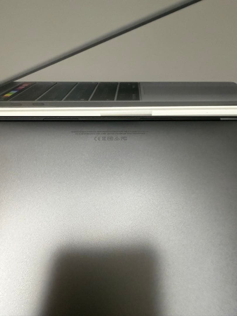 MacBook本体 MacBook Pro 13inch 2018 8GB SSD512GB