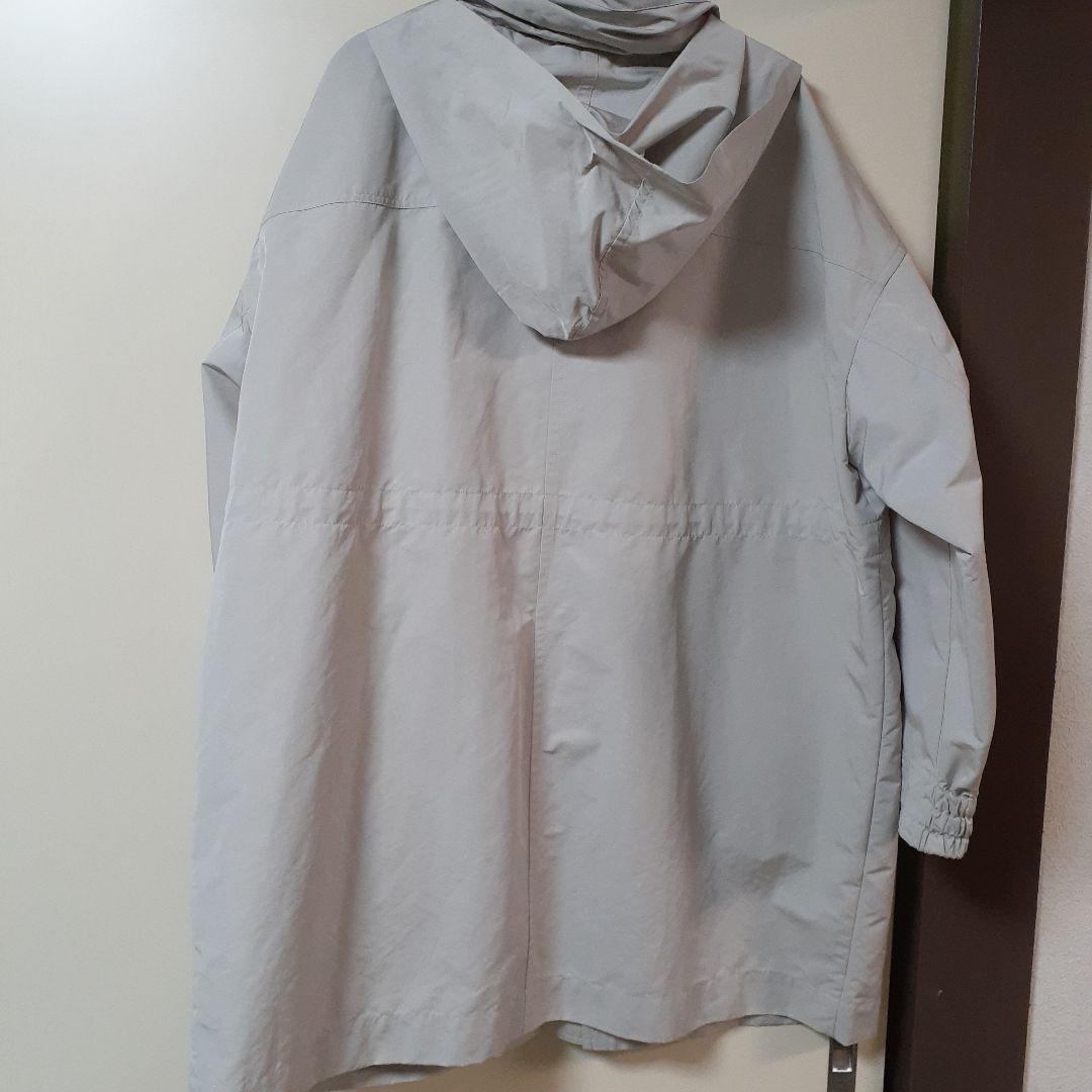 human womanコート