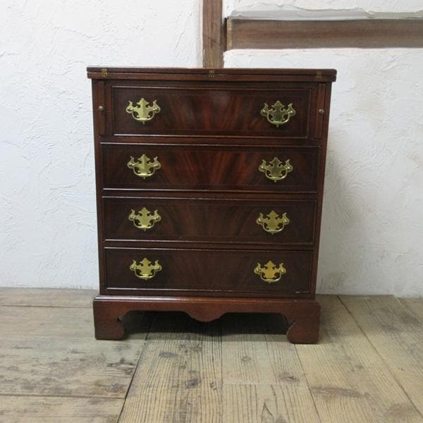 イギリス アンティーク 家具 ライティングチェスト 4段引き出し 6106c