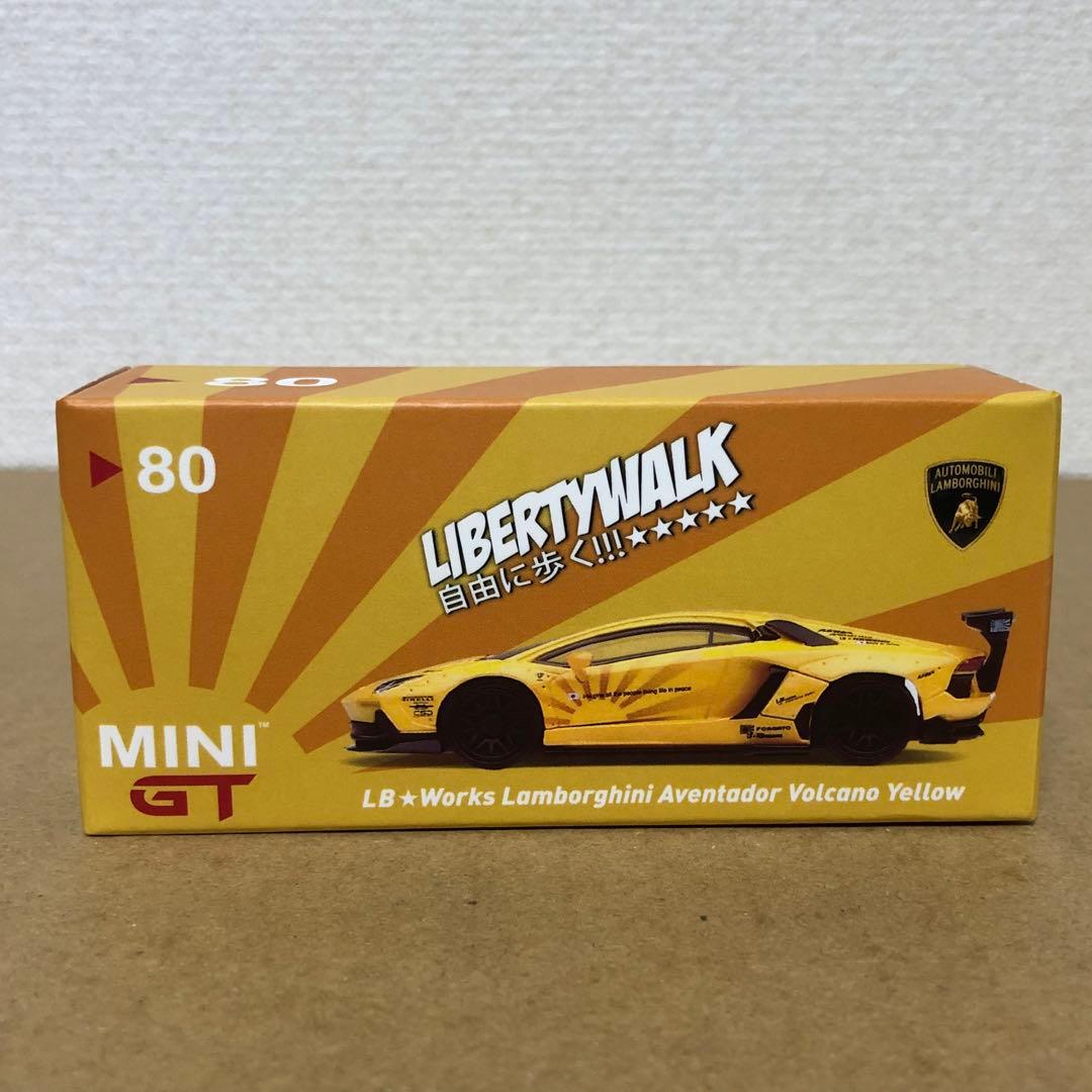 MINI GT　ランボルギーニ アヴェンタドール　VOLCANO YELLOW