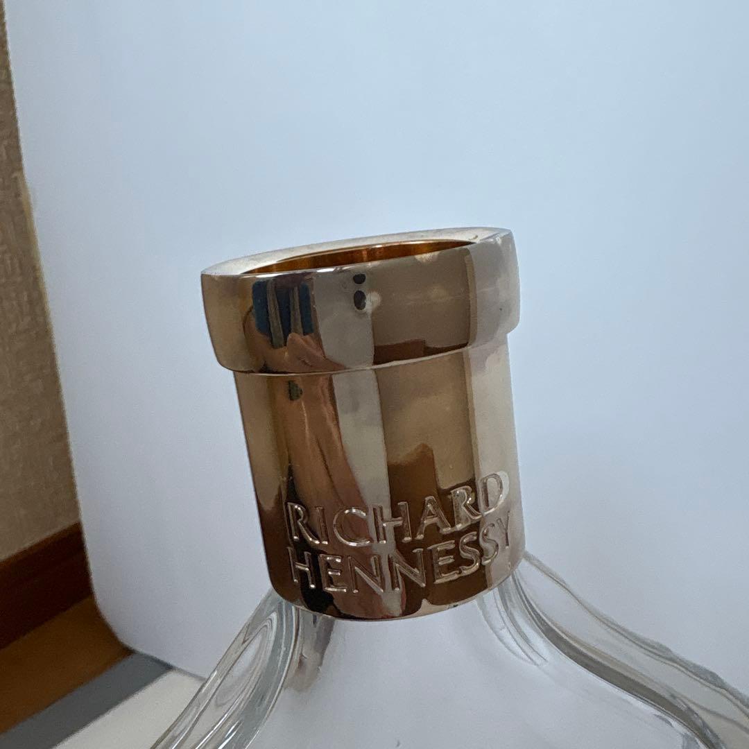 ヘネシー リシャールRlCHRD HENNSSY