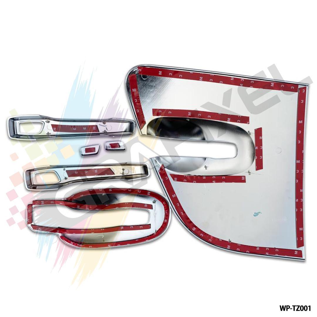 日産 UD パーフェクトクオン 17クオン コンドル ドアハンドル ガーニッシュ