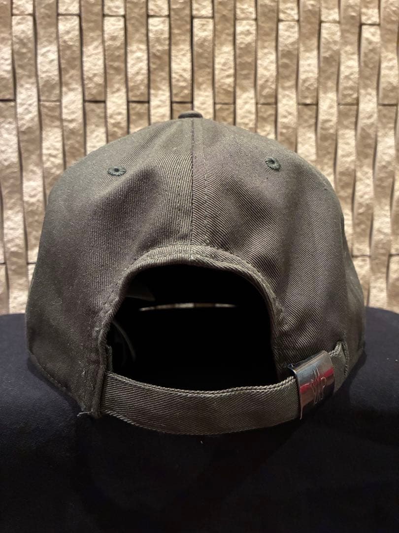 モンクレール ロゴキャップ オリーブ色