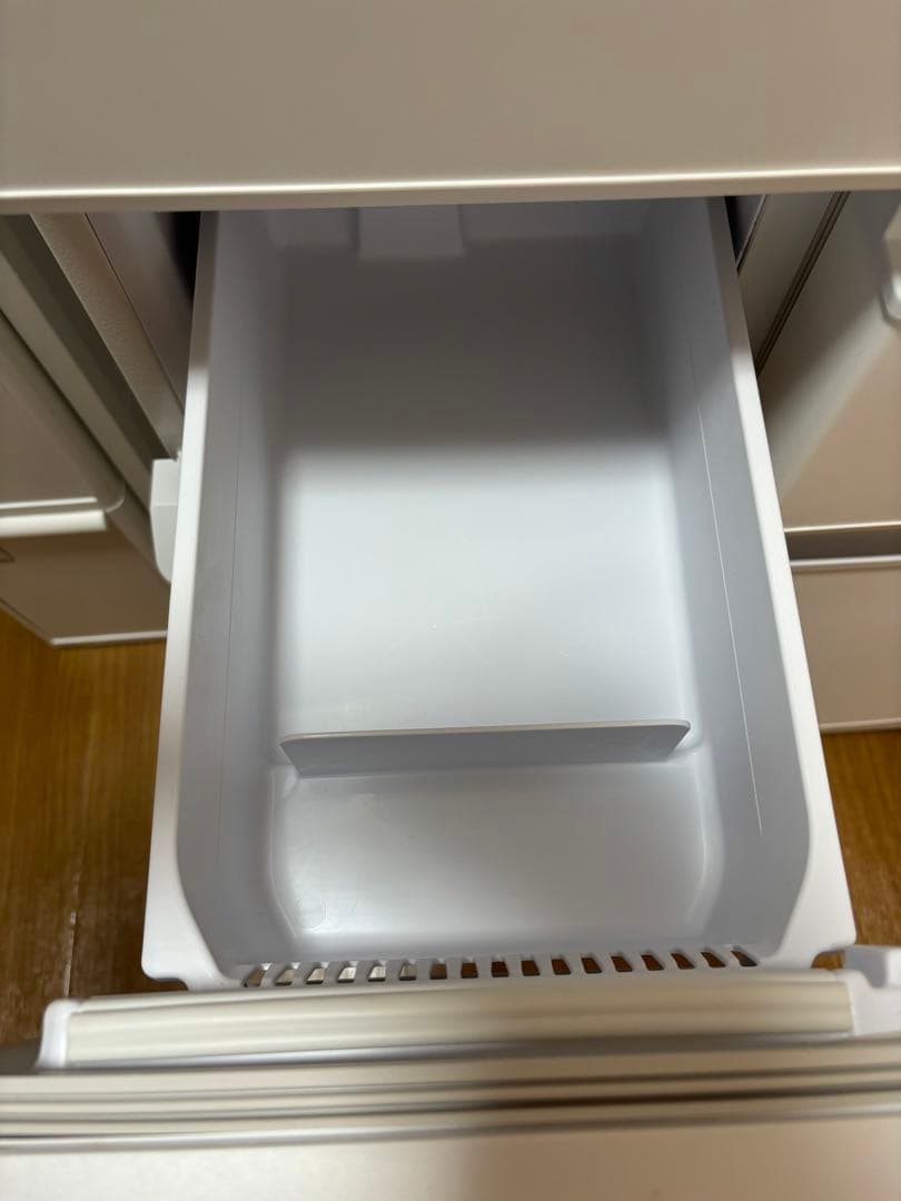 ⭐️11/4に削除予定⭐️【美品・2024年製】SHARP 冷蔵庫