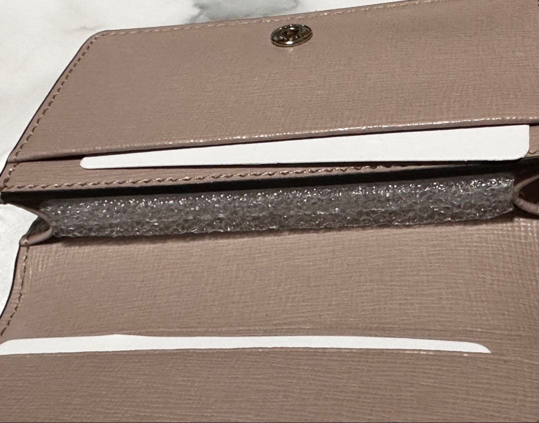 FURLA ベージュ レザー 名刺入れ