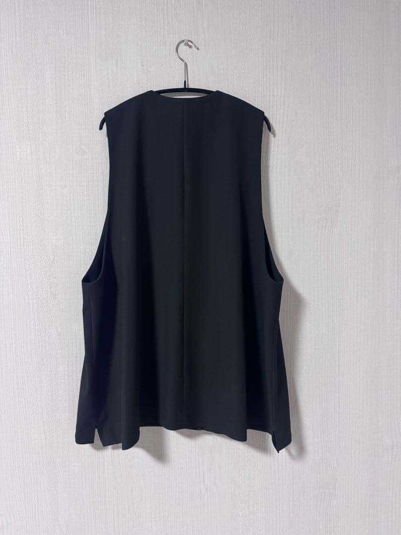 mizuiro ind ディープVネックワイドベスト ブラック