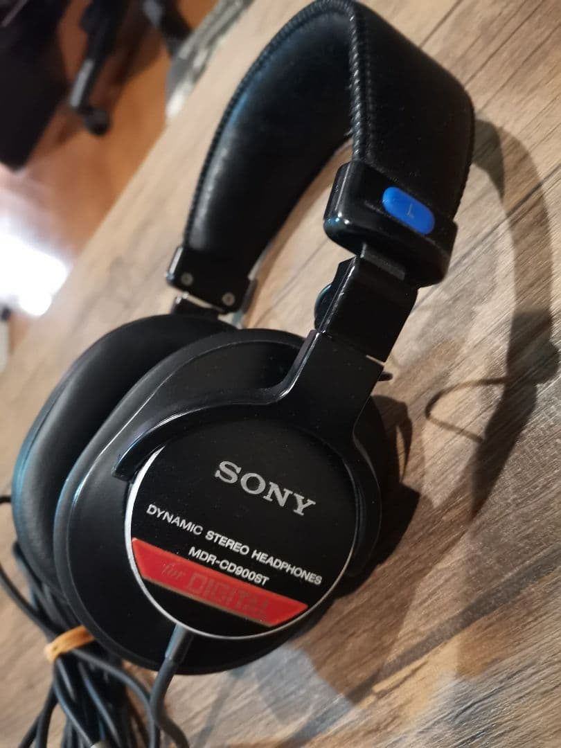 SONY MDR-CD900ST 密閉型スタジオモニターヘッドホン