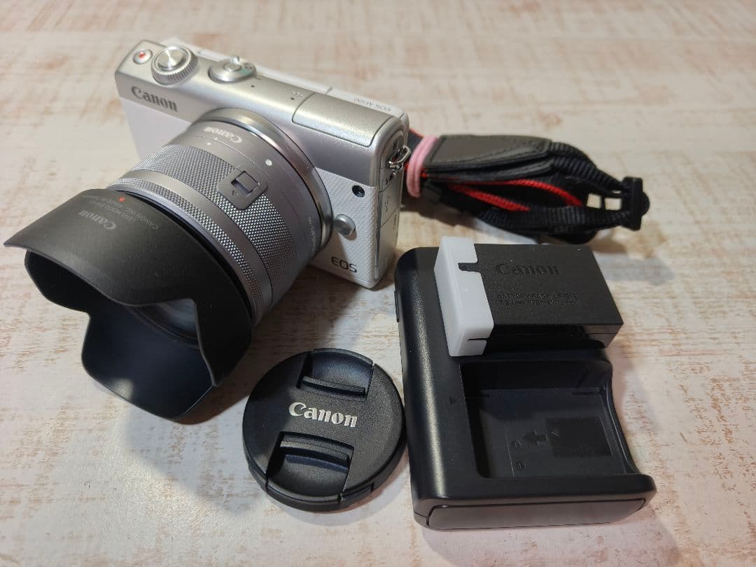 Canon EOS M10 ミラーレスカメラ ホワイト