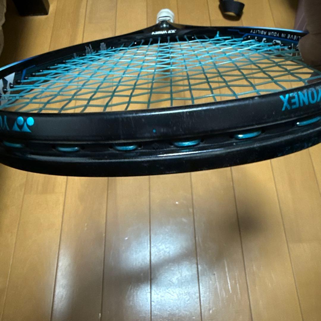 【美品】YONEX ナノフォース8V REV