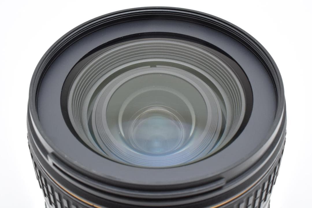 Nikon Af-s dx 16-80mm f2.8 4e ed vr ニコン