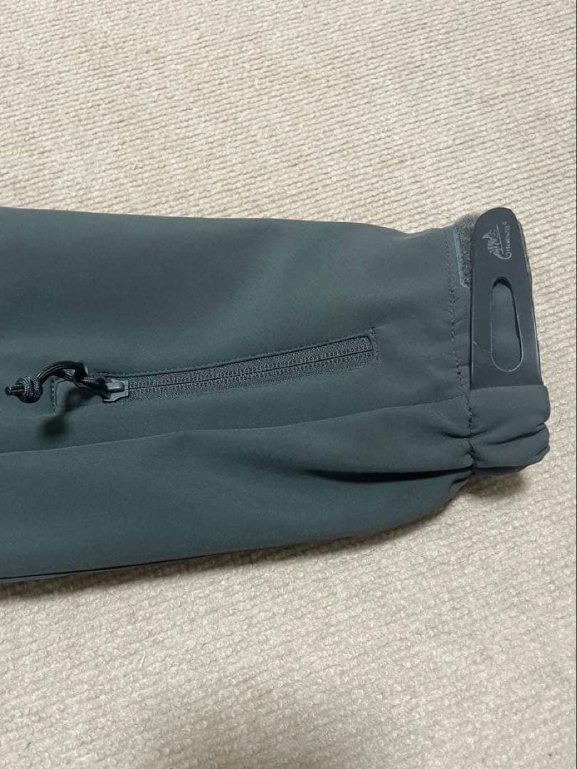 ヘリコンテックス　ガンファイター　ソフトシェル　シャドーグレー　M