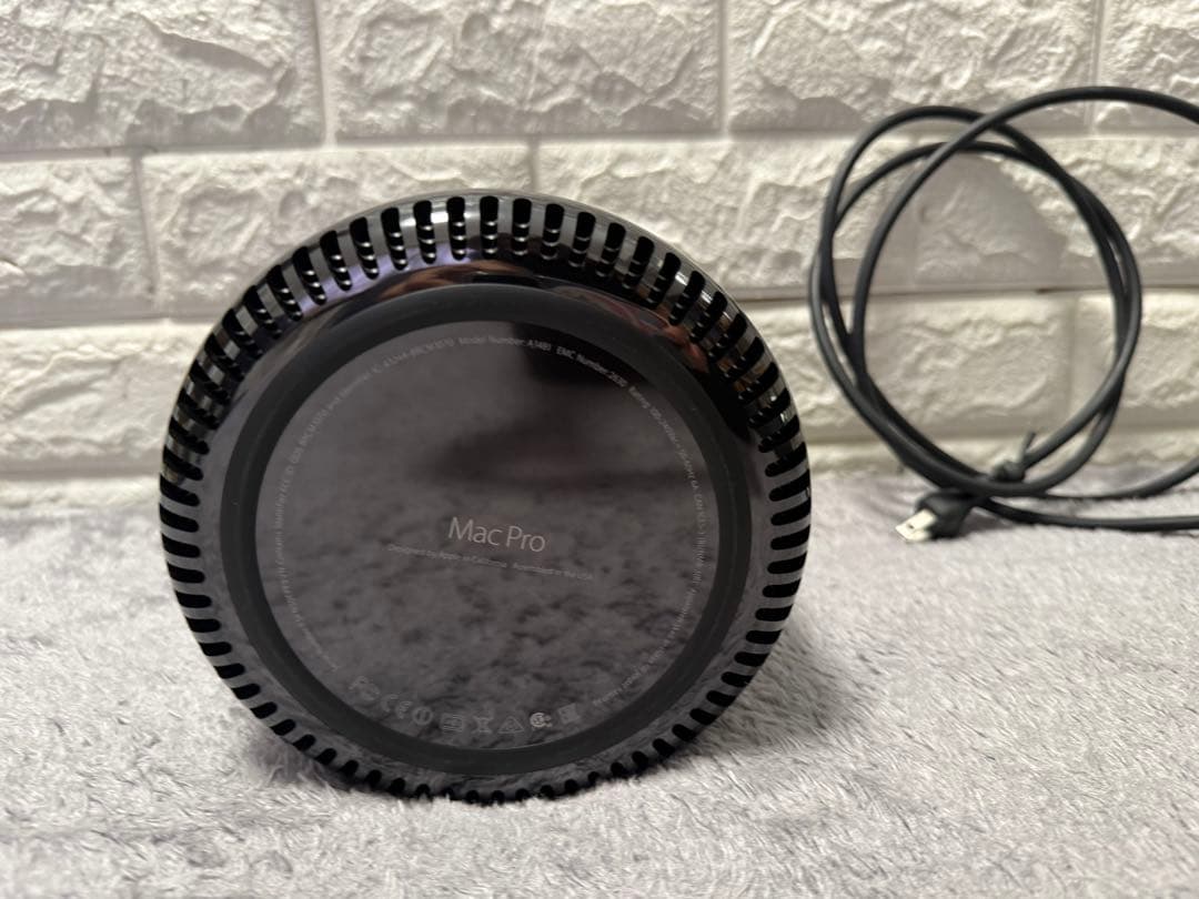 Macデスクトップ Mac Pro (Late 2013)