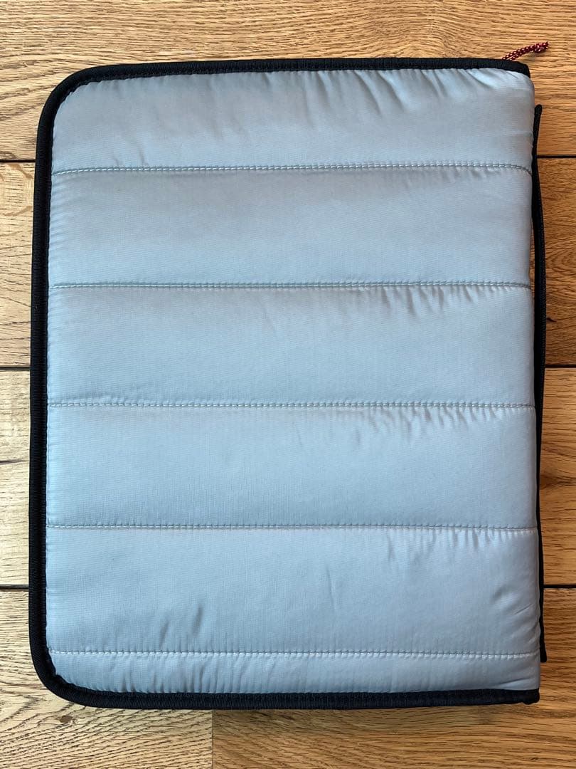 【新品】NANGA （ナンガ） PC・タブレットケース グレー F 新品未使用