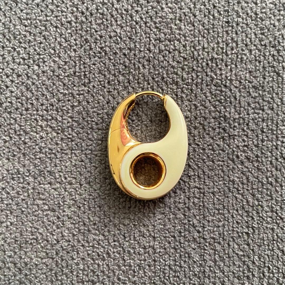 MARIA BLACK ピアス