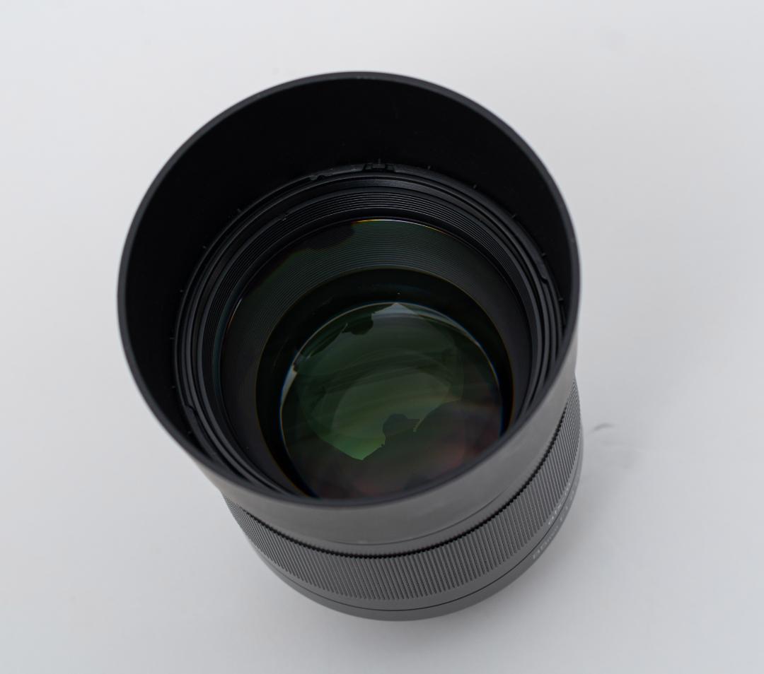 Tokina atx-m 85mm F1.8 FE レンズ