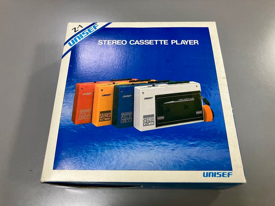 UNISEF ステレオカセットプレーヤー Z-1