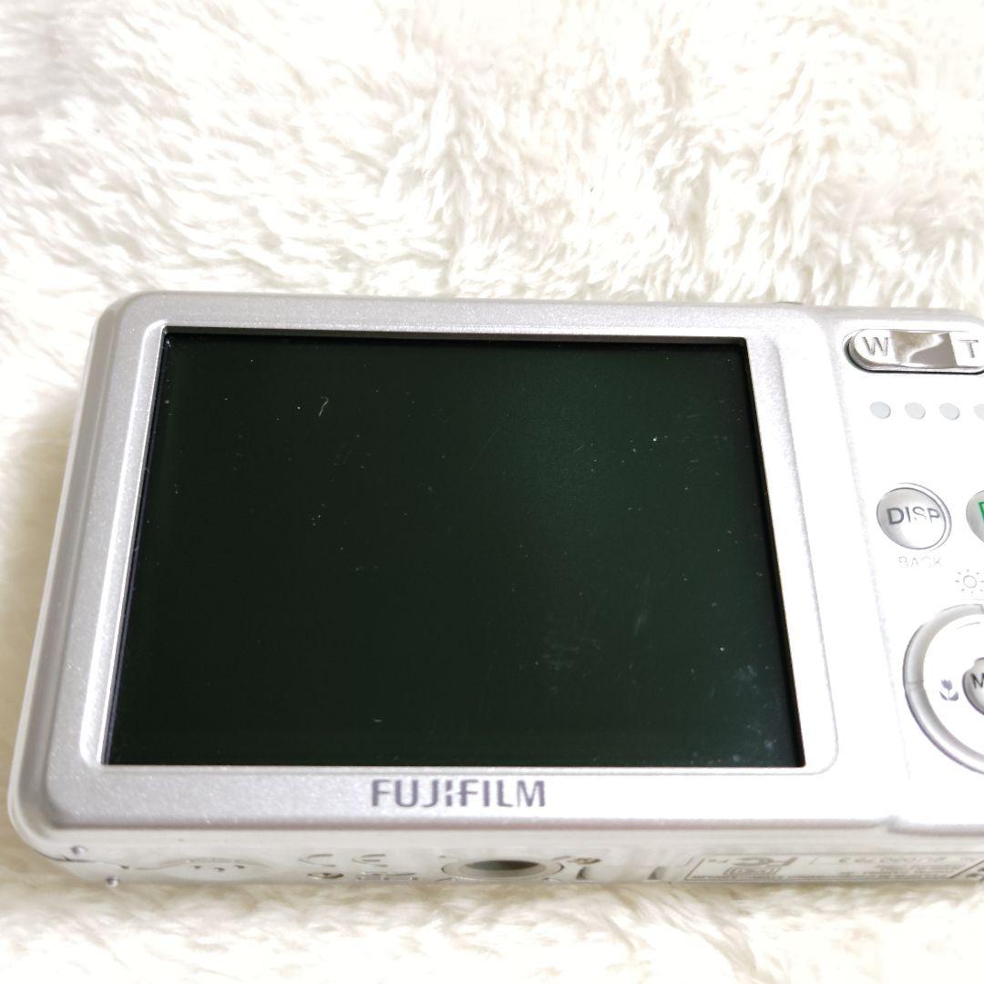 美品✨ FUJIFILM FinePix J27 シルバー 箱 付属品