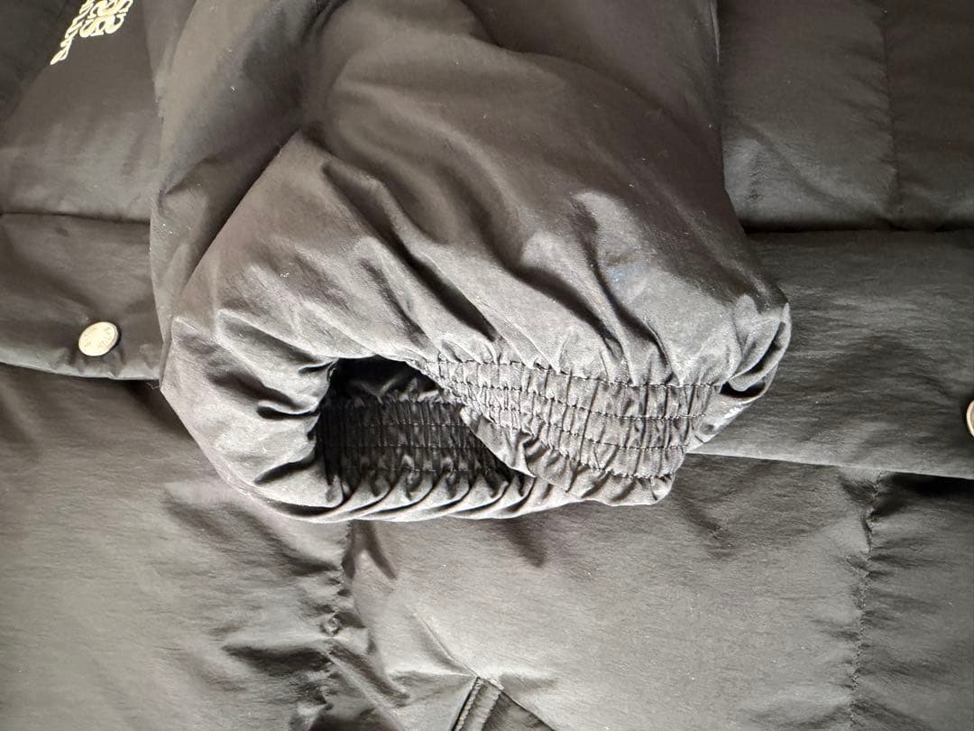 24時間限定値下げ 【未使用品】SATUR ブラック ダウンジャケット Lサイズ