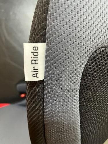 J【美品】 Aprica エアライド ジュニアシート ドリンクホルダー付 赤