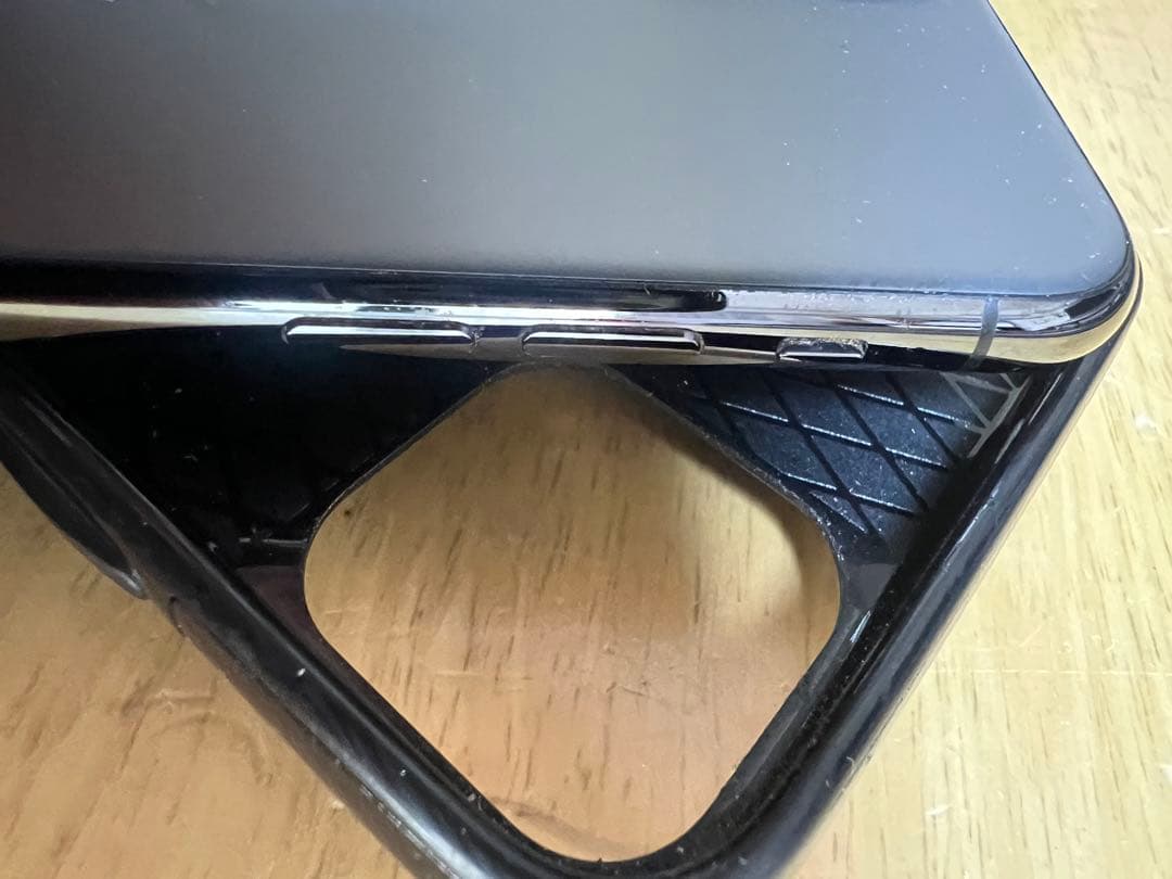 Apple iPhone 11 Pro 本体　最大容量93%