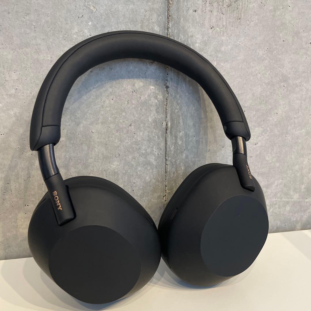 【ほぼ未使用】ワイヤレスヘッドホン Sony WH-1000XM5本日のみ値下げ