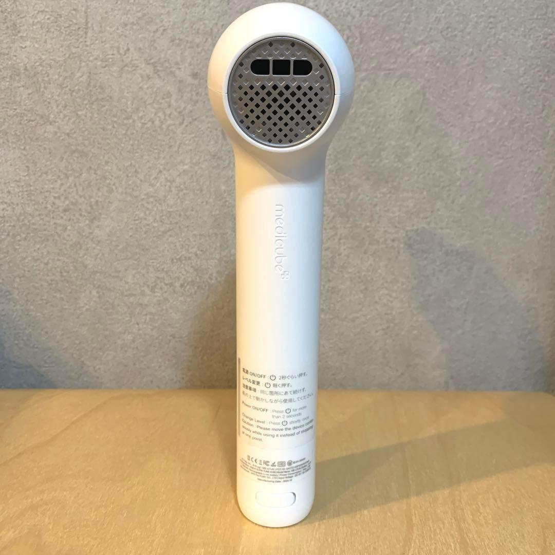 medicube AGE-Rウルトラチューン40.68 / 美顔器　11月購入