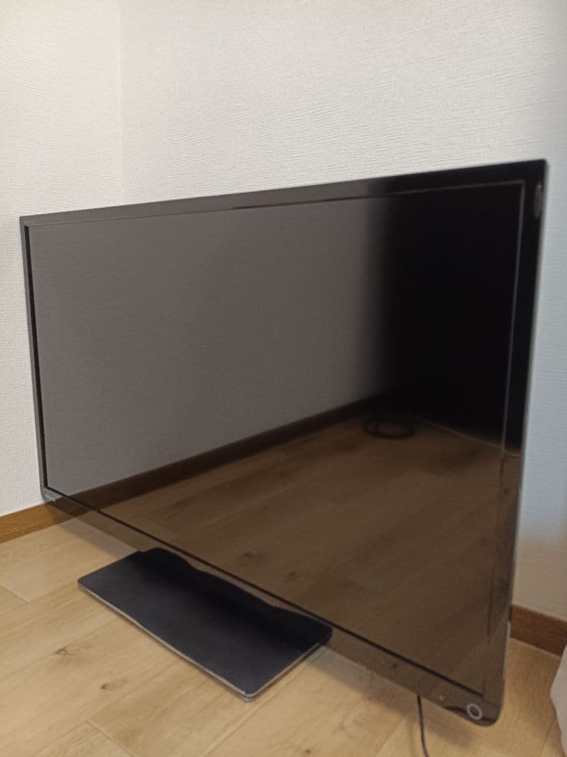 ☆美品☆32インチ　TOSHIBA REGZA 液晶テレビ　リモコン　電源コード