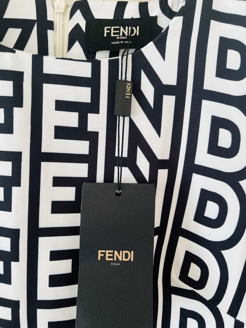 専用⭐️フェンディFENDIワンピース
