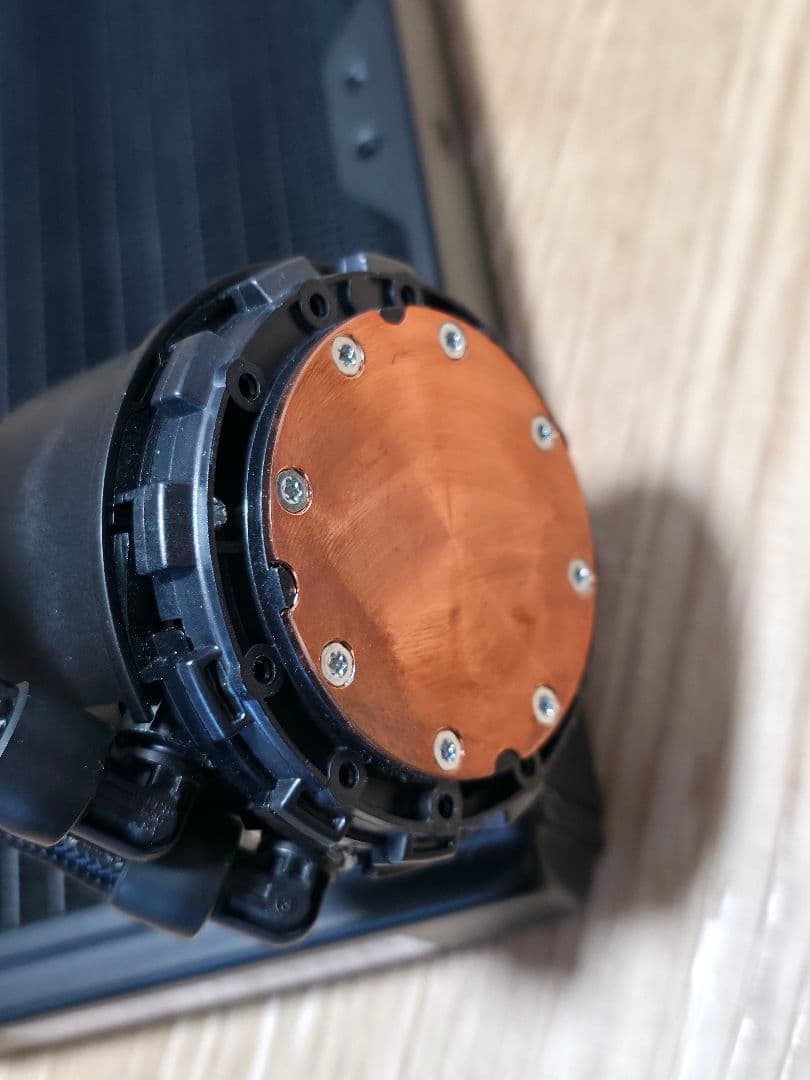 NZXT KRAKEN 240 水冷クーラー