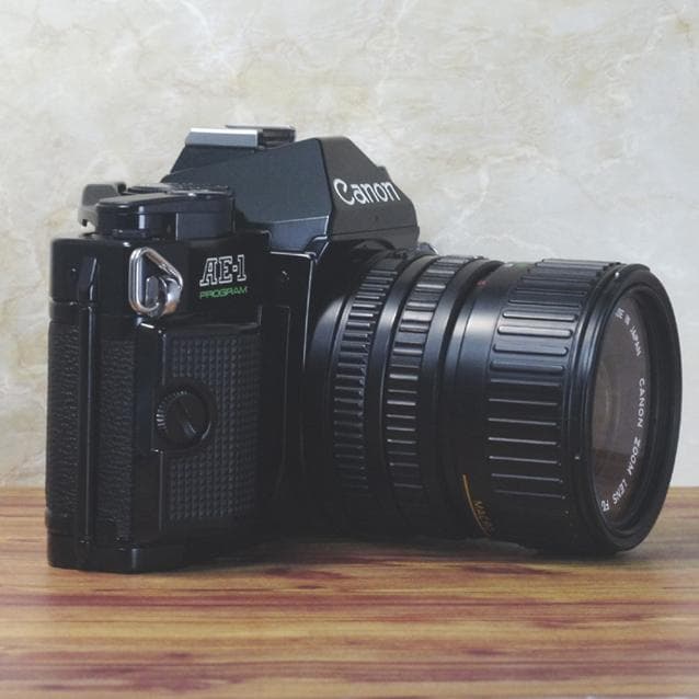 【整備済完動品】CANON AE-1 PROGRAM ズームレンズ35-70mm